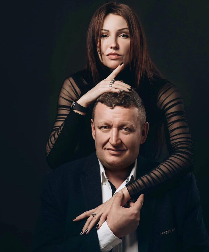 Петро Адамик з дружиною Яною (фото з Instagram)