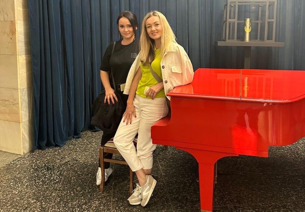Tetiana Holiaka and Myroslava Sednieva, a photo from Facebook